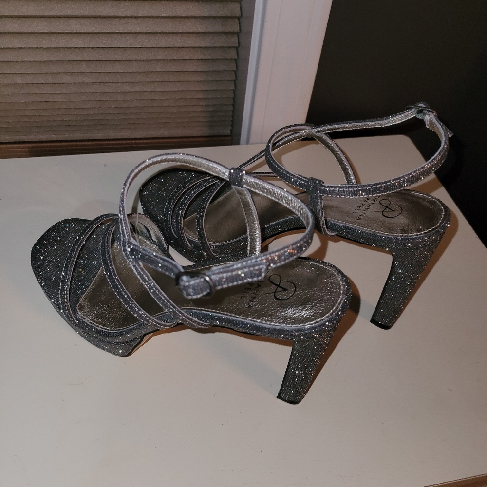 Dark gray gunmetal sparkle open toe heeled sandal Adrianna Papell size 8 - Picture 2 of 5